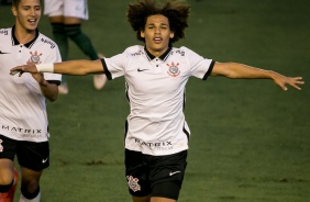 Biro durante jogo entre Corinthians e Amrica-MG, pelo Brasileiro Sub-20