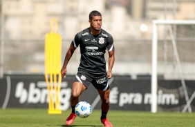 Léo Natel durante treino do Corinthians no CT Dr. Joaquim Grava