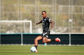 Raul durante treinamento do Corinthians no CT Dr. Joaquim Grava