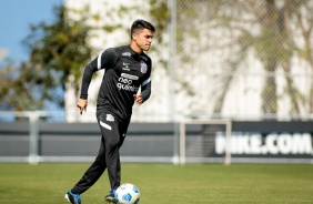 Roni durante treinamento do Corinthians no CT Dr. Joaquim Grava