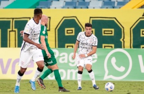 J e Roni em ao contra o Cuiab, pelo Brasileiro, na Arena Pantanal