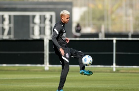 Cantillo durante treino do Corinthians em preparação para duelo contra o Flamengo