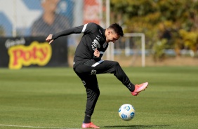Gustavo Silva durante treino do Corinthians em preparação para duelo contra o Flamengo