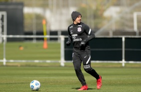 Lateral Fagner durante treino do Corinthians em preparao para duelo contra o Flamengo