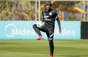 Léo Natel durante treino do Corinthians em preparação para duelo contra o Flamengo
