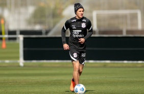 Vital durante treino do Corinthians em preparao para duelo contra o Flamengo