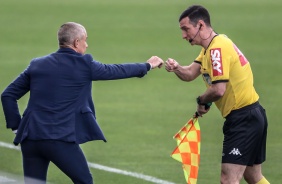 Sylvinho em partida contra o Flamengo, pelo Brasileiro, na Neo Qumica Arena