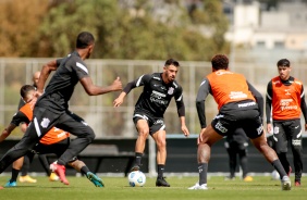 Giuliano durante treino do Corinthians no CT Joaquim Grava