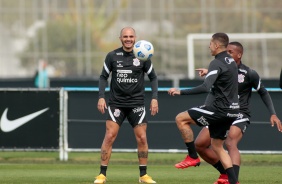 Fbio Santos durante ltimo treinamento do Corinthians antes do jogo contra o Santos