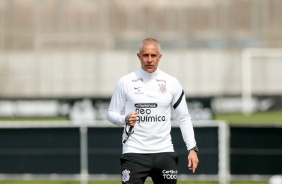 Sylvinho comandou o ltimo treino do Corinthians antes do duelo diante o Santos, pelo Brasileiro