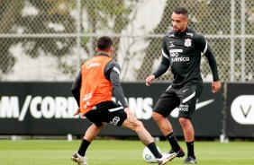Renato Augusto no treinamento do Corinthians com foco no jogo diante o Ceará