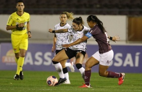 Tamires e Zanotti durante jogo entre Corinthians e Ferroviria, pelo Campeonato Paulista Feminino