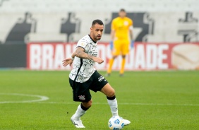 Renato Augusto fez sua reestreia no jogo entre Corinthians e Cear