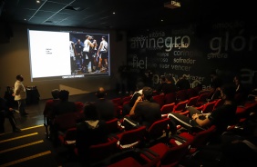 Apresentao da histria do Corinthians no basquete durante o Tour Casa do Povo