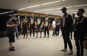 Equipe do basquete do Corinthians durante Tour Casa do Povo