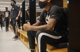 Equipe do basquete do Corinthians faz tour na Neo Qumica Arena