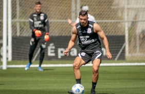 Giuliano durante treino do  Corinthians em preparao para duelo contra o Atltico-GO