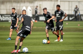Piton durante treino do  Corinthians em preparao para duelo contra o Atltico-GO