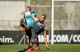 Renato Augusto durante treino do  Corinthians em preparação para duelo contra o Atlético-GO