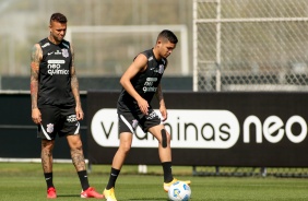 Luan e Adson finaliza treino para duelo entre Corinthians e Athletico-PR
