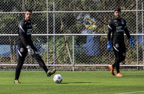 Guilherme e Caque Frana durante treino de reapresentao do Corinthians