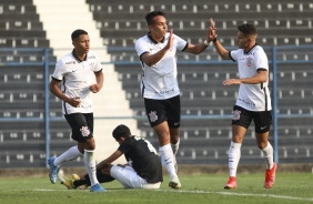 Corinthians goleia Red Bull Bragantino pelo Campeonato Paulista Sub-20