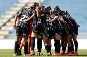 Elenco durante partida entre Corinthians e São José, pelo Campeonato Paulista Feminino