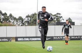 J e Piton no ltimo treino do Corinthians antes do jogo contra o Grmio