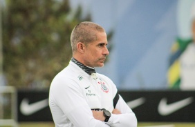 Sylvinho no ltimo treino do Corinthians antes do jogo contra o Grmio