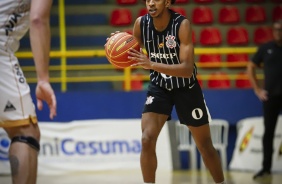 Jean Lucas durante partida de basquete entre Corinthians e Mogi