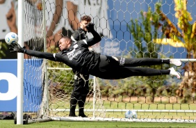 Carlos Miguel durante treino do Corinthians no CT Joaquim Grava