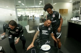 Cssio, Renato Augusto e Willian treinam no CT Joaquim Grava