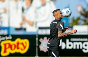 Luan segue treinando forte no CT Joaquim Grava no dia do aniversrio do Corinthians