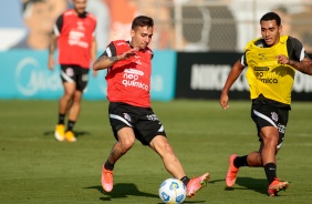 Mosquito e Du segue treinando forte no CT Joaquim Grava no dia do aniversrio do Corinthians