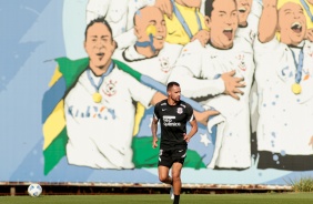 Renato Augusto em dia de treinamento no CT do Corinthians