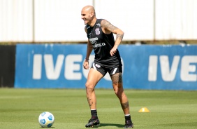 Fbio Santos durante treino no CT do Corinthians