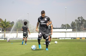 Gabriel em mais um dia de treinamentos no CT do Corinthians