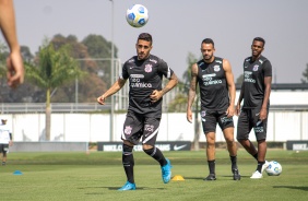 Gabriel, Renato e J em mais um dia de treinamentos no CT do Corinthians