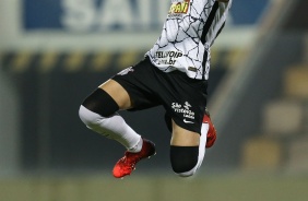 Erika tambm comemorando seu gol no jogo entre Corinthians e Ferroviria