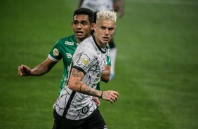 Rger Guedes comeou a partida entre Corinthains e Juventude como titular