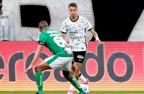 Gabriel Pereira atuando no jogo entre Corinthians e Juventude, pelo Campeonato Brasileiro