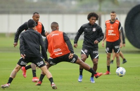 No CT Joaquim Grava, o Corinthians segue treinando de olho no prximo duelo pelo Brasileiro