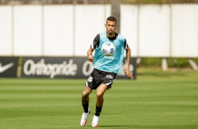 Joo Victor durante ltimo treino do Corinthians para jogo do incio do returno do Brasileiro