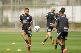 Vitinho durante ltimo treino do Corinthians para jogo do incio do returno do Brasileiro