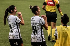 Katiuscia e Gabi Portilho durante partida entre Corinthians e Palmeiras, pelo Brasileiro Feminino