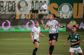 Victria durante partida entre Corinthians e Palmeiras, pelo Brasileiro Feminino