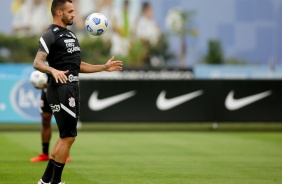 Renato Augusto durante tarde de treinos do Corinthians no CT Joaquim Grava