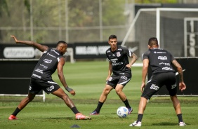 Mantuan participa de ltimo treino do Corinthians para duelo diante o Amrica-MG