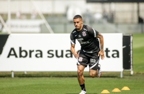Volante Gabriel participa de ltimo treino do Corinthians para duelo diante o Amrica-MG