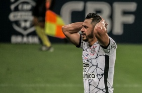 Giuliano lamenta chance perdida no jogo entre Corinthians e Amrica-MG